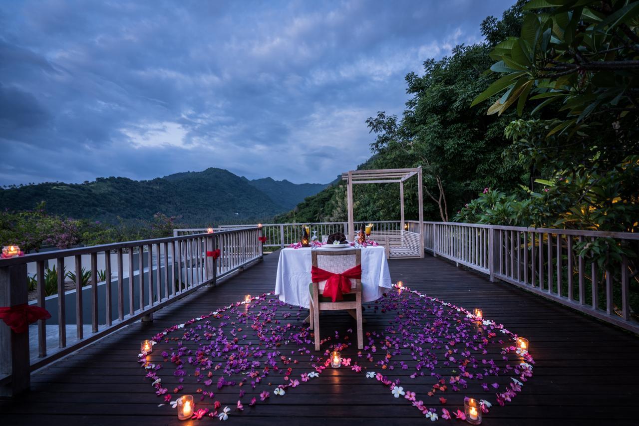 Svarga Resort Lombok Senggigi Kültér fotó